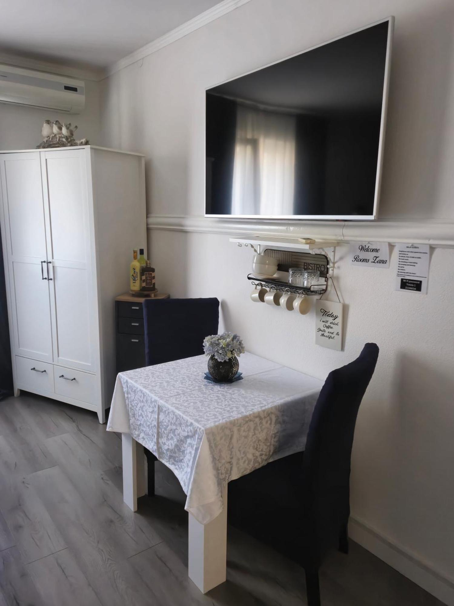 Rooms Zana Split Extérieur photo